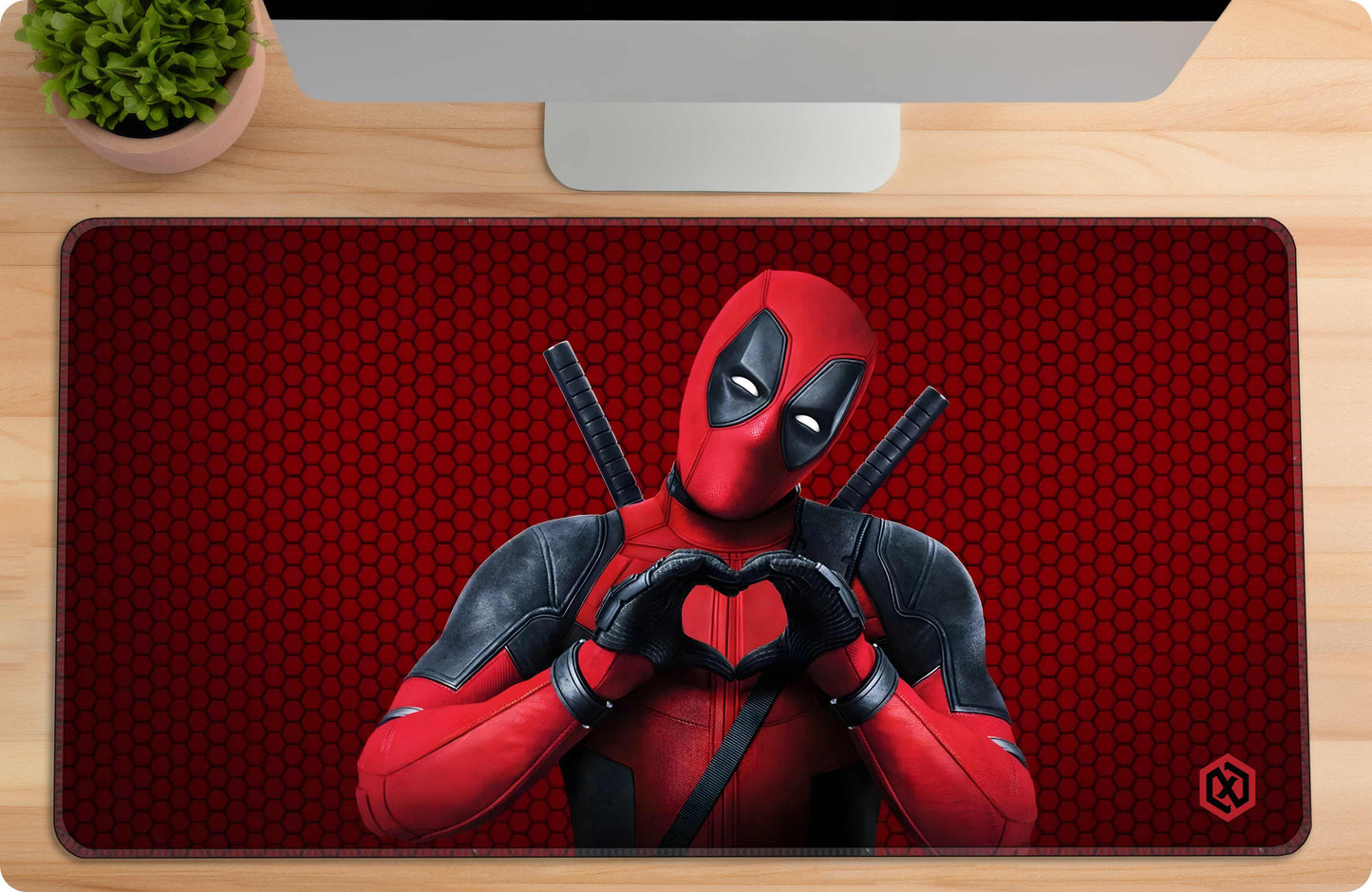 Deadpool Heated Deskmat – Marvel Superhero