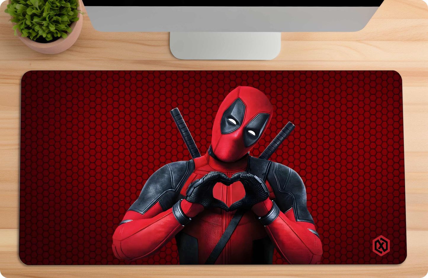 Deadpool Heated Deskmat – Marvel Superhero